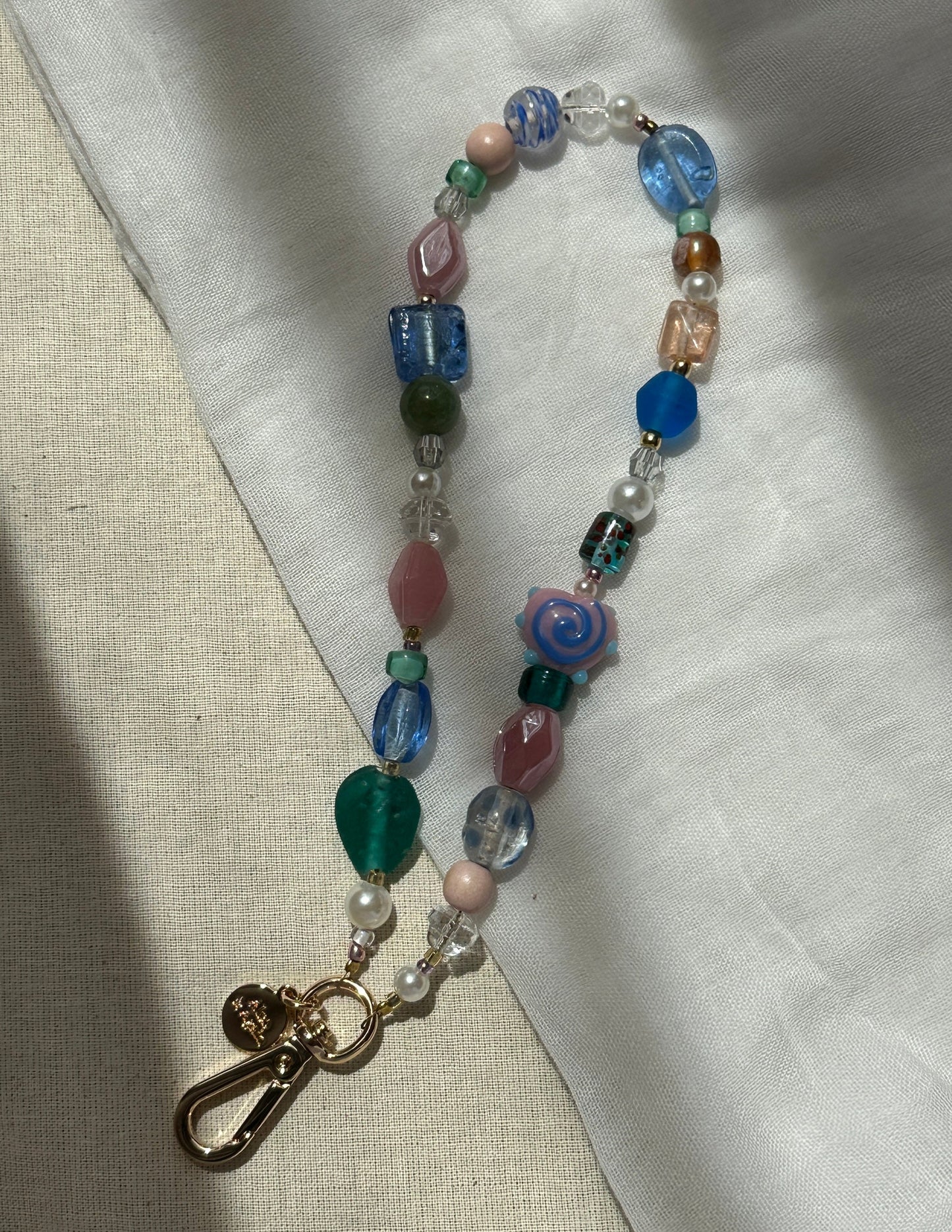 Swirl Phone Chain