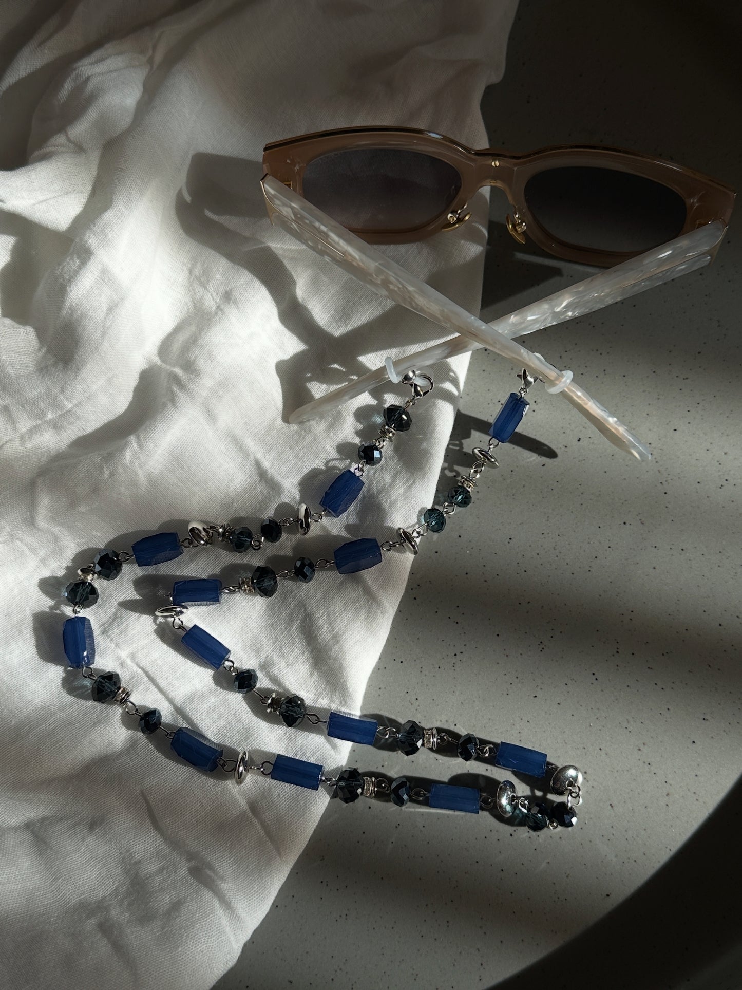 Midnight Glasses Chain